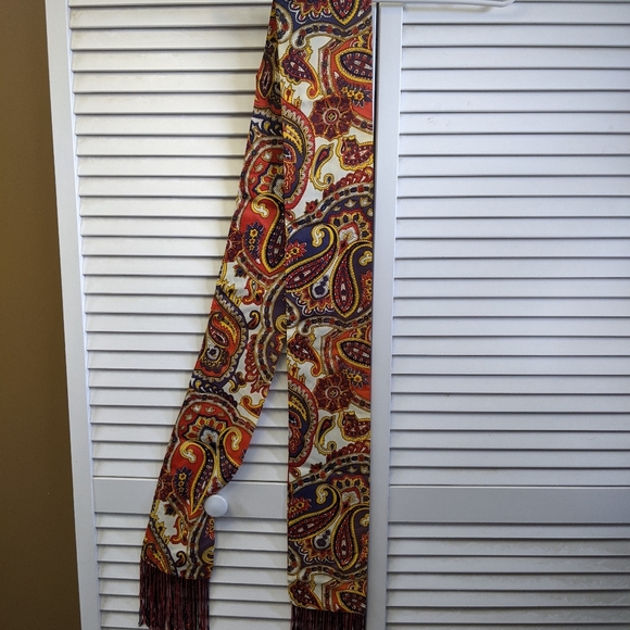 Lot of Scarves - Picture 7 of 8